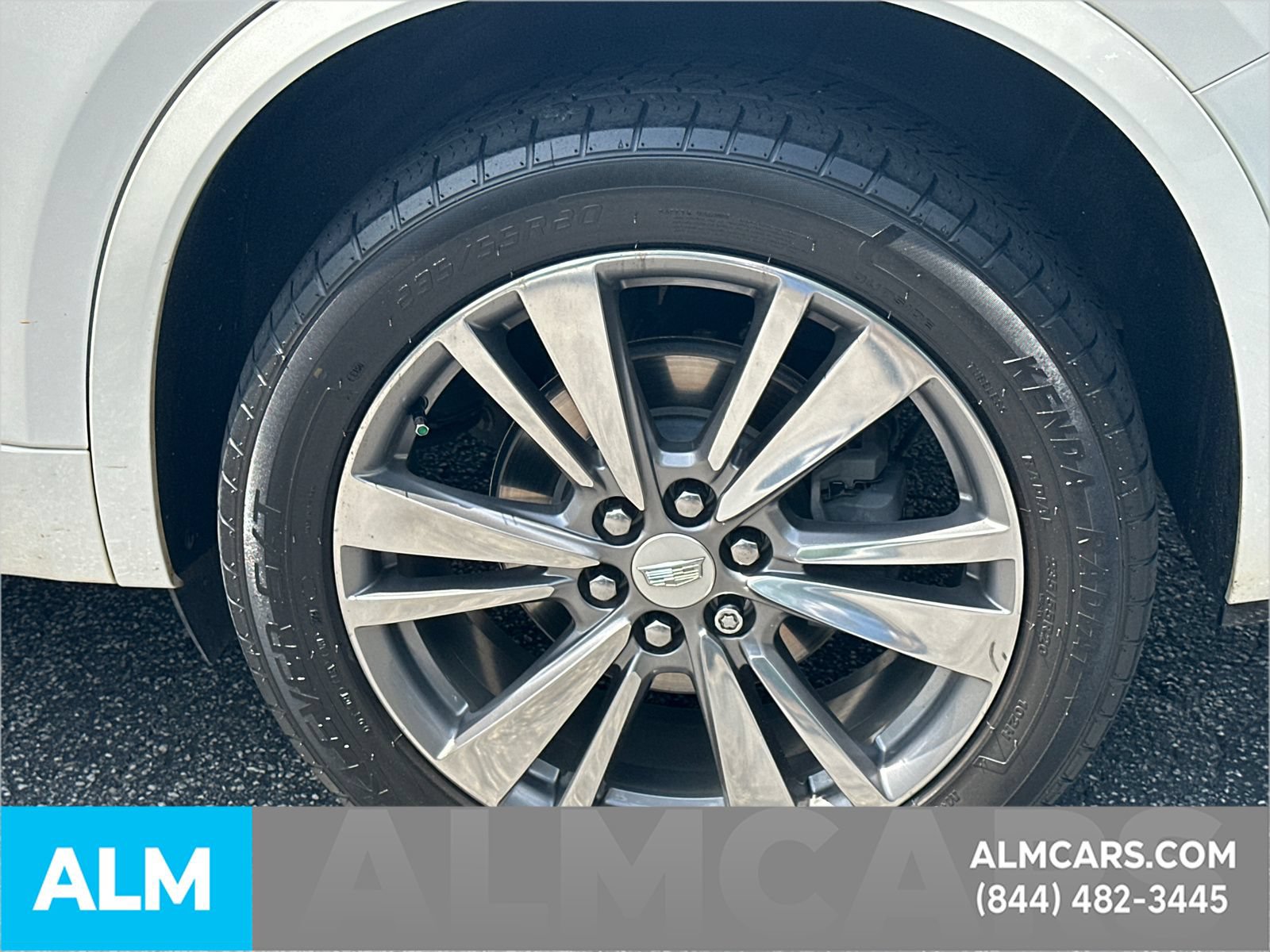 Used 2021 Cadillac XT6 Premium Luxury AWD/4WD image 23