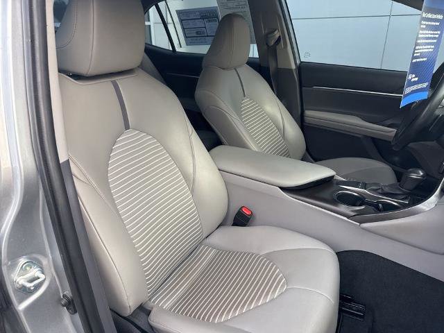 Used 2022 Toyota Camry SE image 30