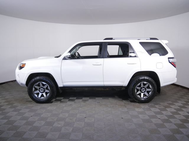 Used 2018 Toyota 4Runner TRD Off-Road Premium AWD/4WD image 6