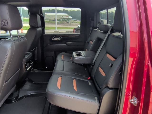 Used 2024 GMC Sierra 2500 AT4 w/ AT4 Premium Plus Package AWD/4WD image 10