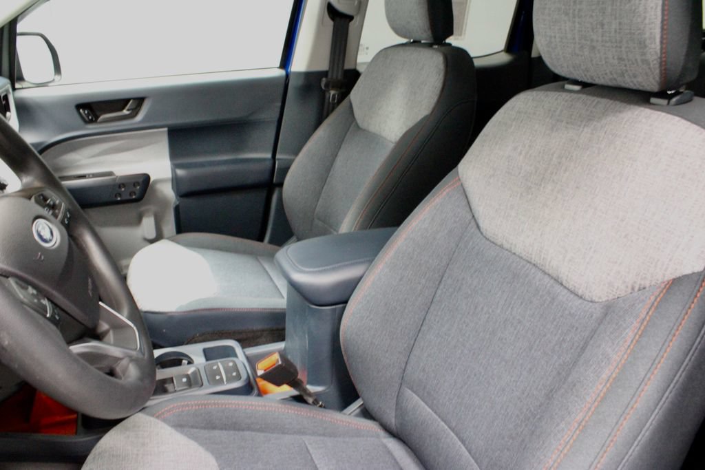 Certified 2024 Ford Maverick XLT FWD image 24