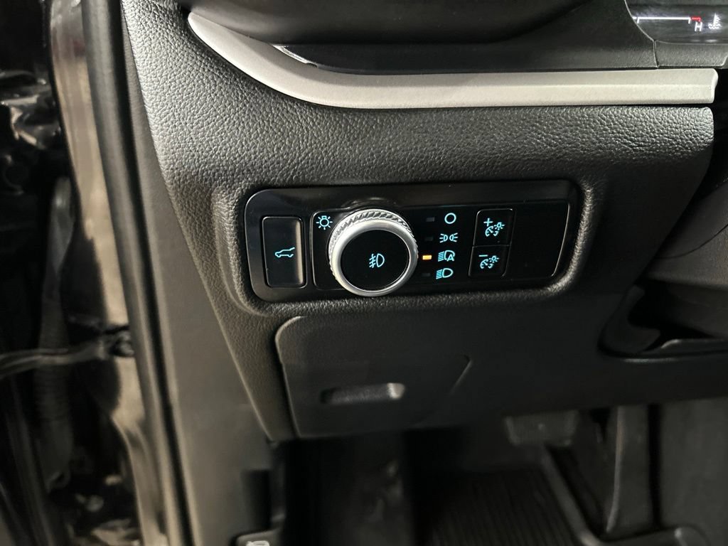 Certified 2023 Ford Explorer XLT w/ Equipment Group 202A AWD/4WD image 14