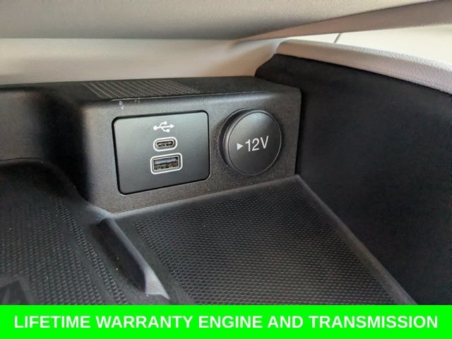 Certified 2024 Ford Escape Platinum AWD/4WD image 22
