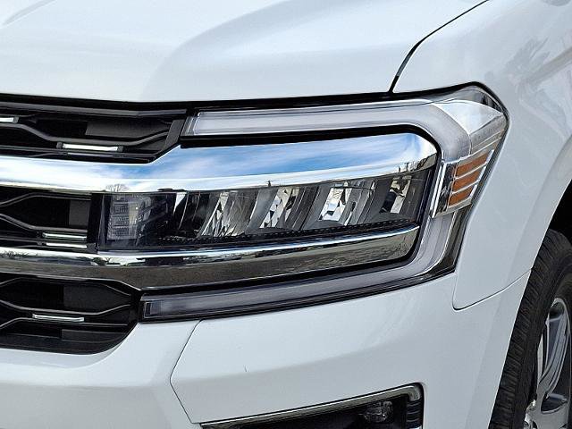 Certified 2024 Ford Expedition Limited image 9