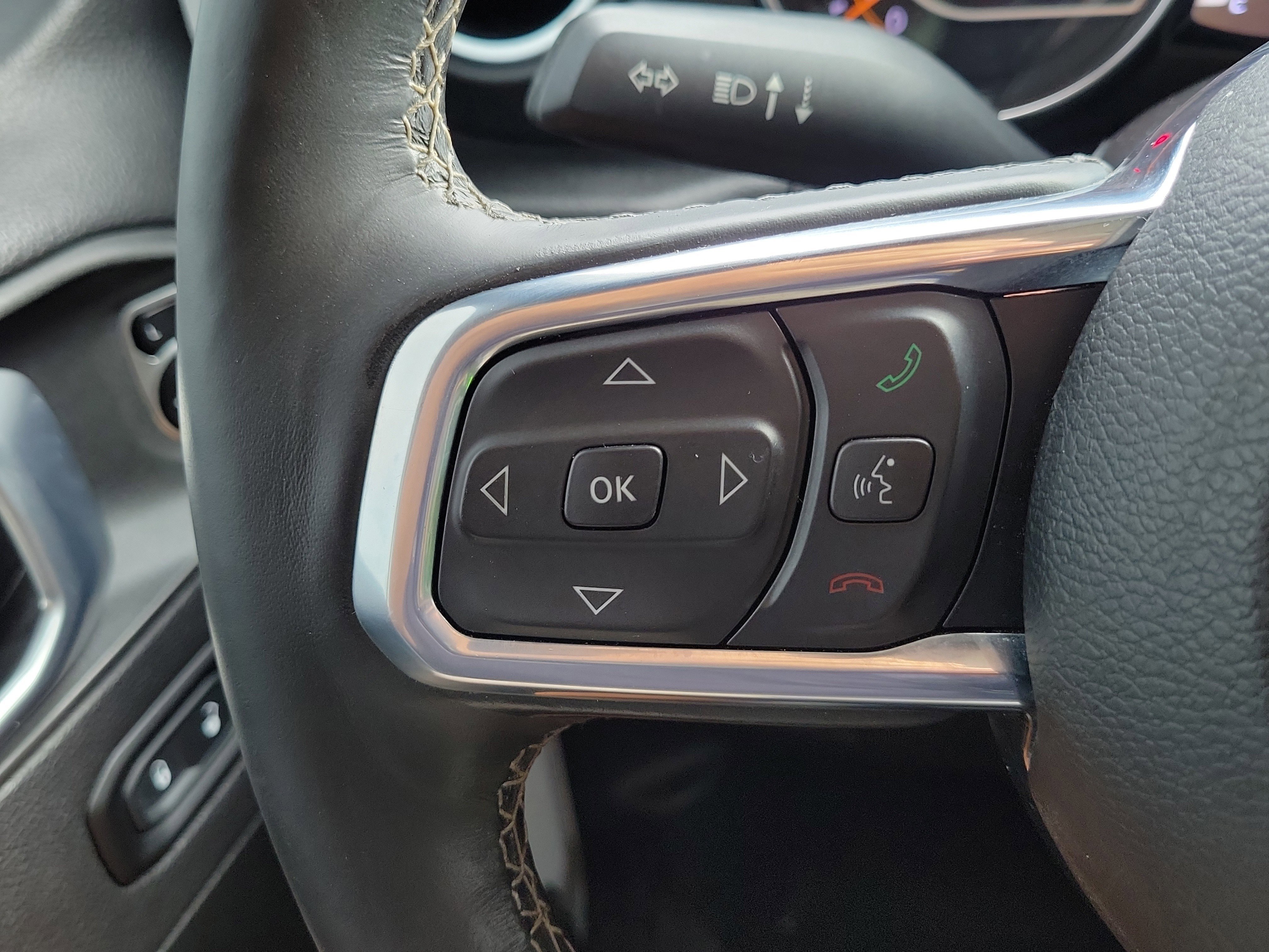 Used 2020 Jeep Gladiator Overland image 25