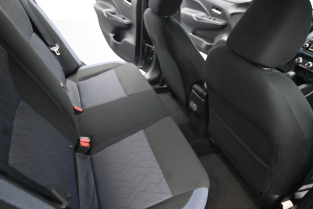 Used 2025 Nissan Versa SV FWD image 18