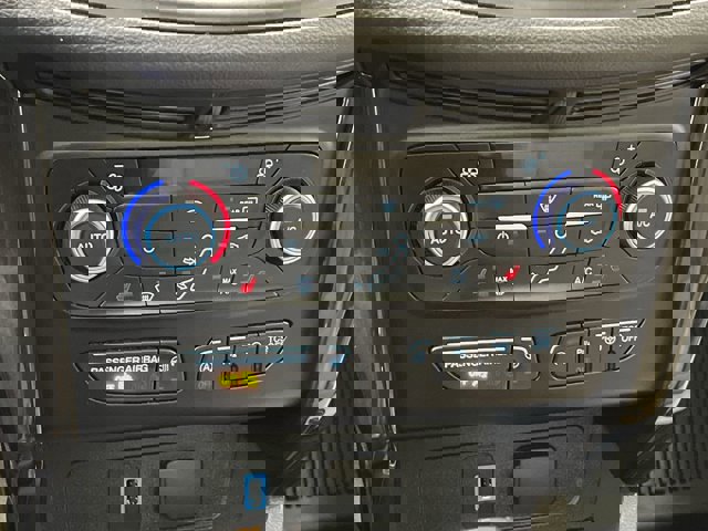 Certified 2018 Ford Escape Titanium w/ Ford Safe & Smart Package image 28