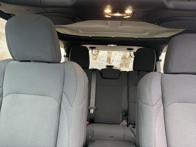Used 2021 Jeep Wrangler Sport image 25