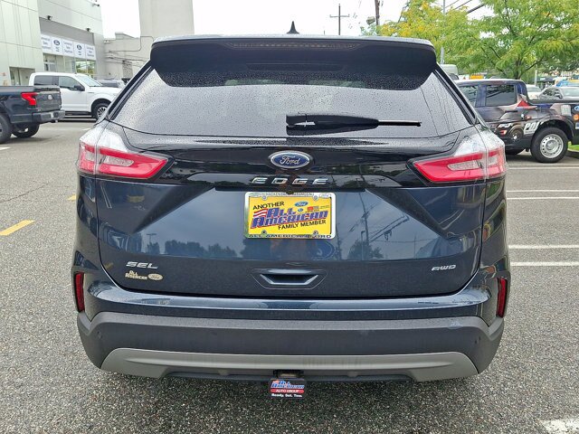 Certified 2024 Ford Edge SEL w/ Convenience Package AWD/4WD image 15