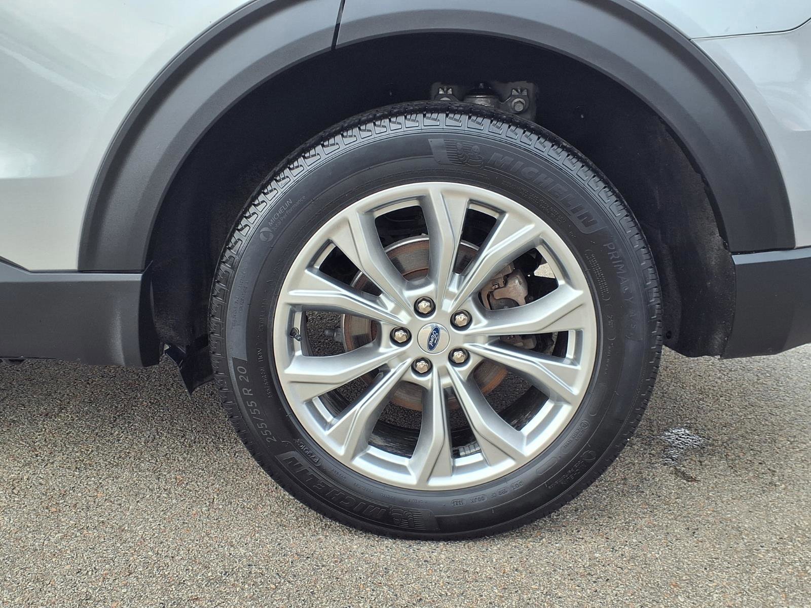 Certified 2023 Ford Explorer XLT w/ Equipment Group 202A image 7