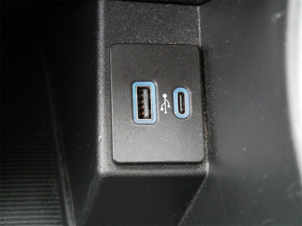 Certified 2023 Ford Edge SEL image 22