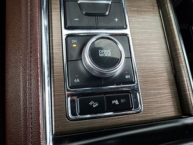 Certified 2024 Ford Expedition Limited image 17