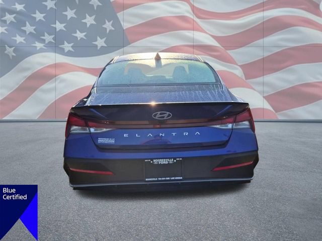 Used 2025 Hyundai Elantra Sport FWD image 4