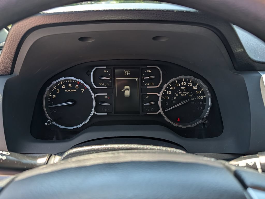 Used 2021 Toyota Tundra SR5 w/ TRD Off-Road Package AWD/4WD image 8