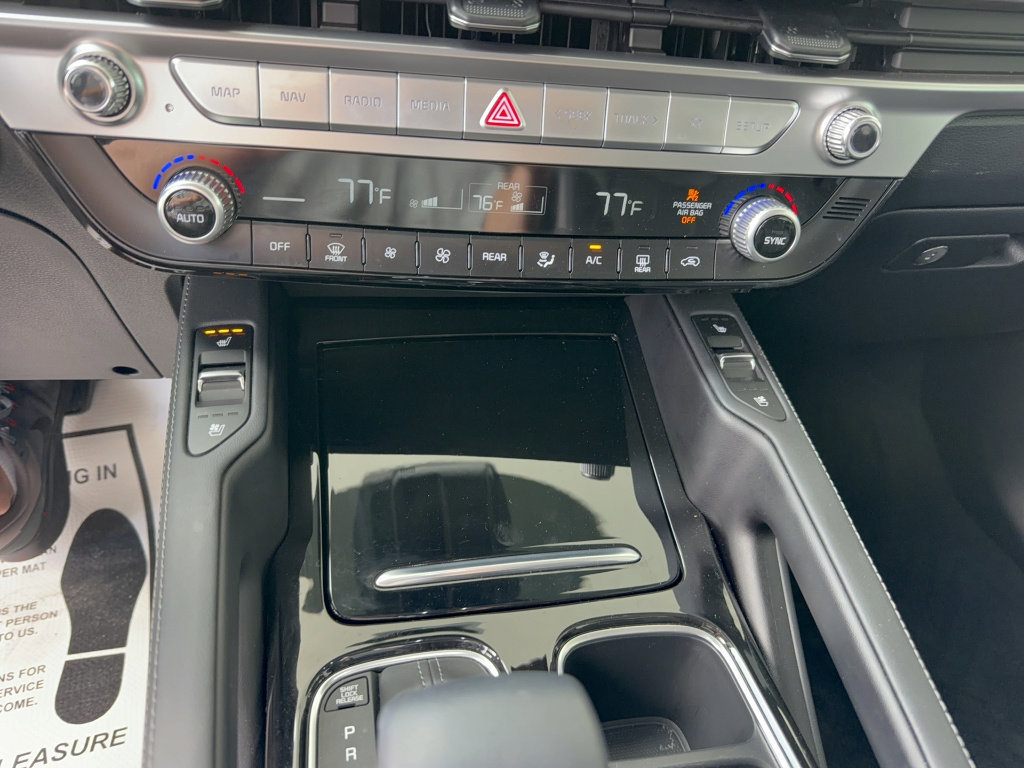 Used 2025 Kia Telluride EX image 25