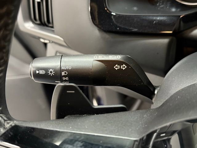 Used 2023 Nissan Pathfinder SL w/ SL Premium Package image 21