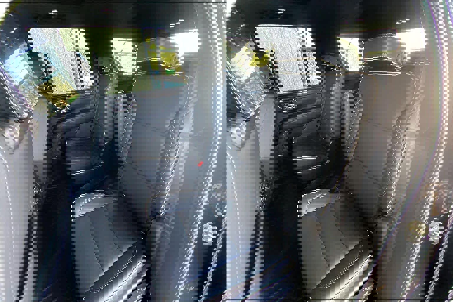 Used 2022 Chevrolet Tahoe Premier w/ Premium Package image 20