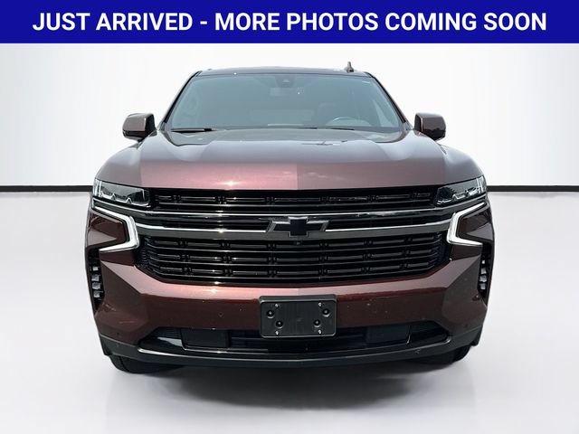 Used 2022 Chevrolet Tahoe RST w/ Luxury Package AWD/4WD image 2
