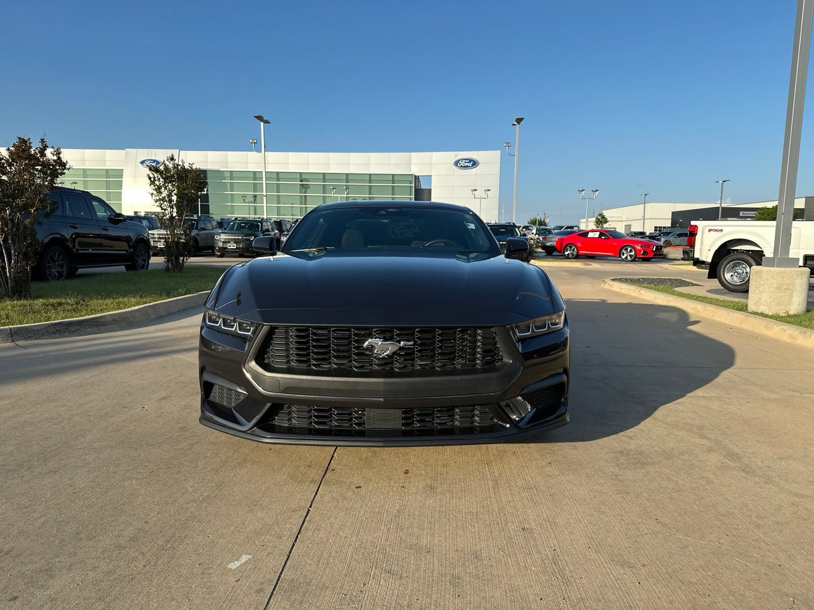 Certified 2024 Ford Mustang Coupe RWD image 9