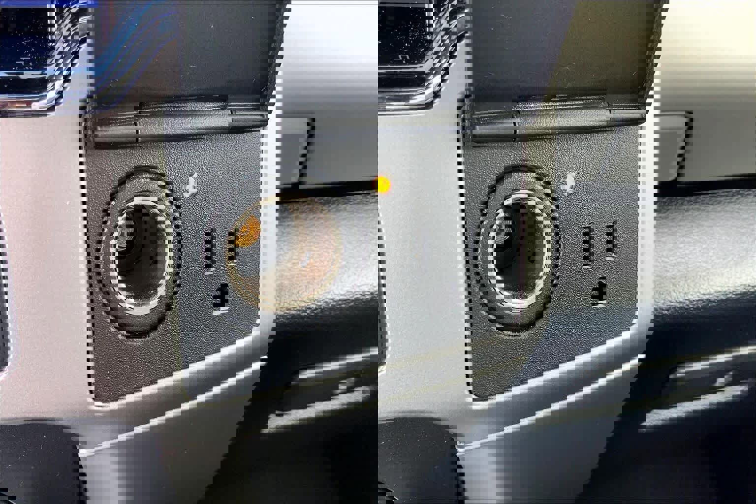 Certified 2022 Ford F250 Lariat w/ Tremor Off-Road Package image 33