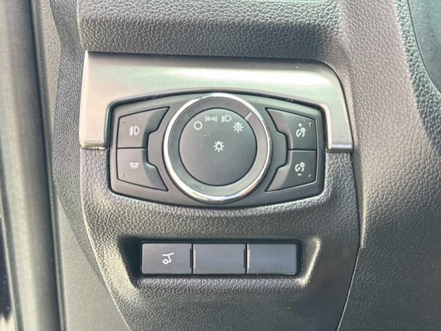 Certified 2019 Ford Explorer XLT w/ Equipment Group 202A FWD image 21