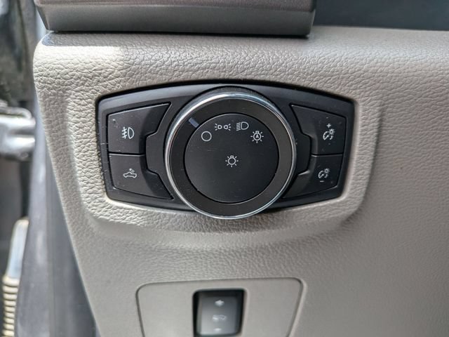 Certified 2022 Ford F350 XLT w/ XLT Premium Package AWD/4WD image 13
