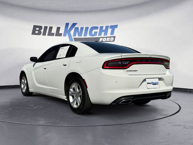 Used 2021 Dodge Charger SXT w/ Leather Interior Group RWD image 3