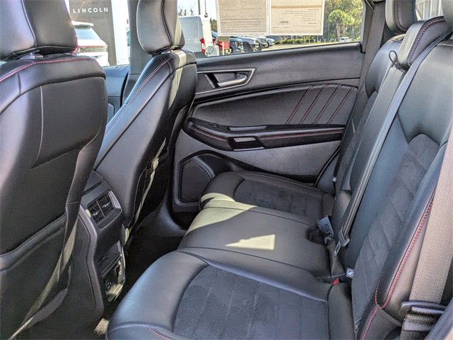 Certified 2022 Ford Edge ST-Line image 13