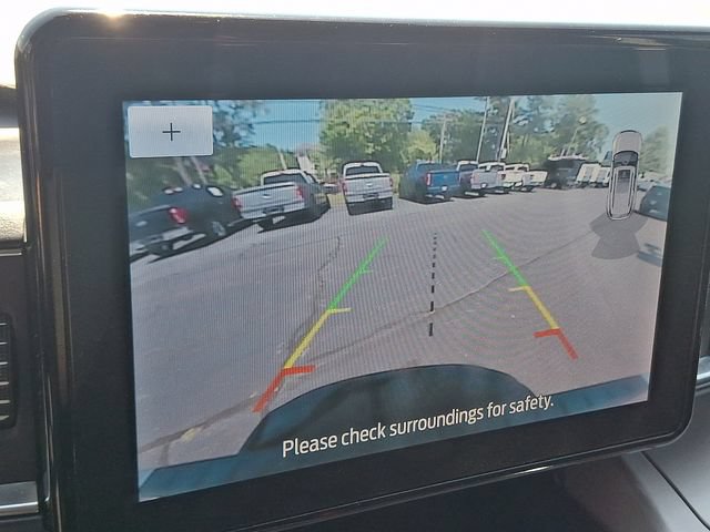 Certified 2023 Ford Explorer XLT w/ Equipment Group 202A AWD/4WD image 18