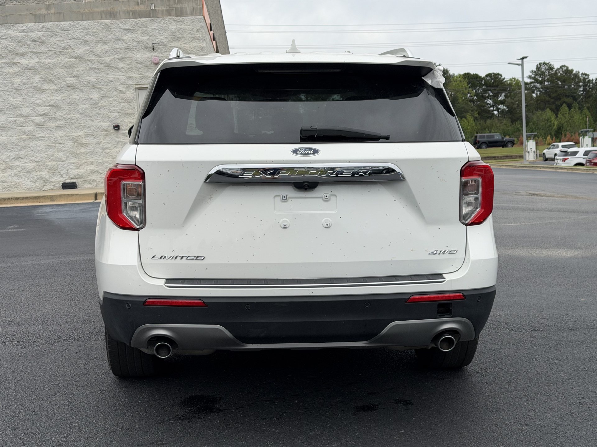 Certified 2022 Ford Explorer Limited AWD/4WD image 16