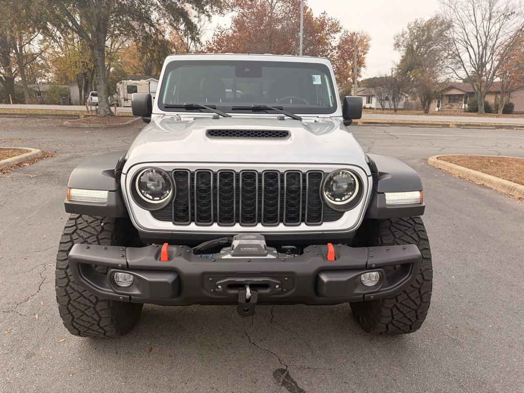 Used 2024 Jeep Gladiator Mojave w/ Steel Bumper Group video 2