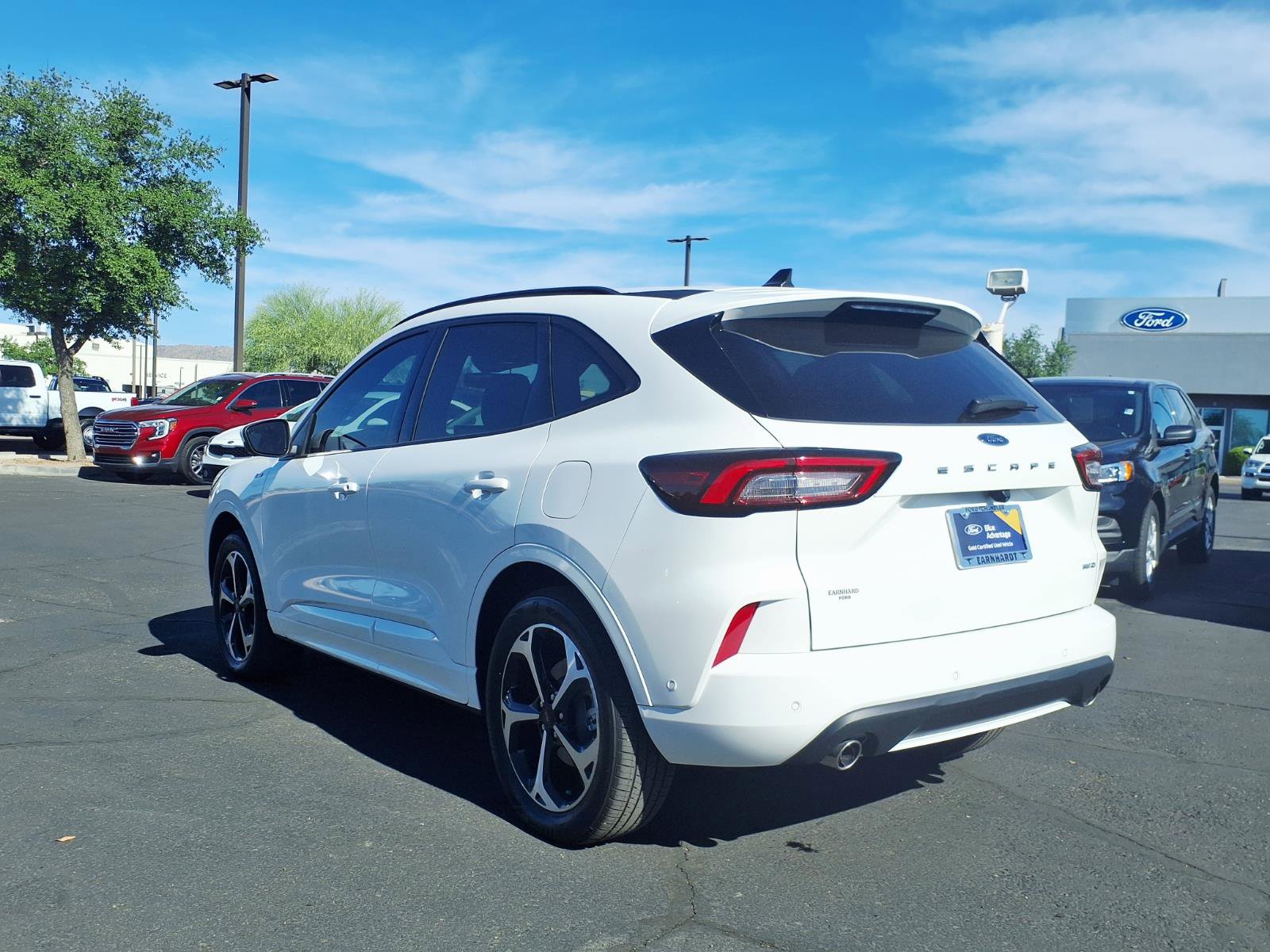 Certified 2024 Ford Escape ST-Line Elite w/ Premium Technology Package image 4