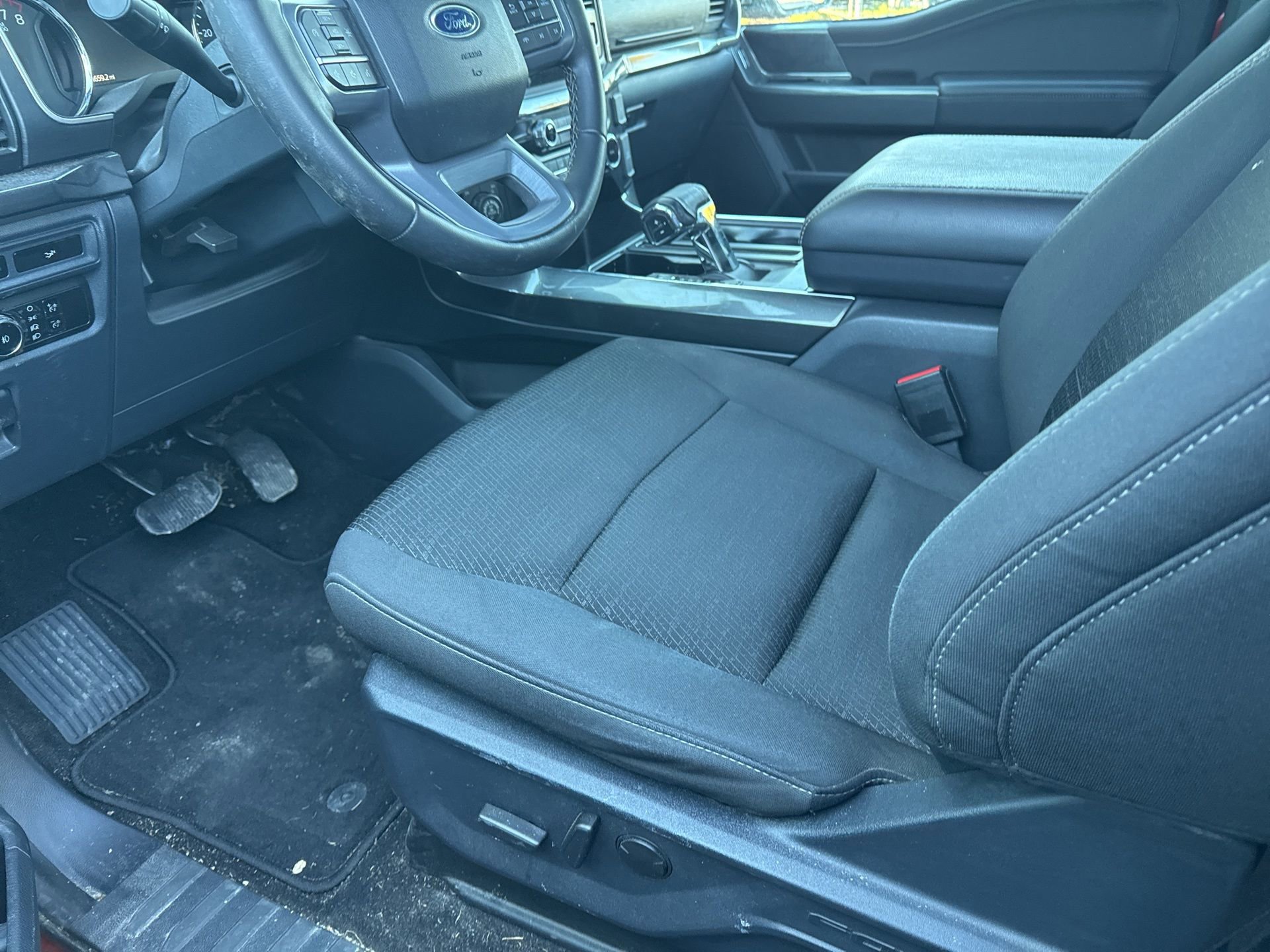 Certified 2023 Ford F150 XLT w/ Equipment Group 302A High image 15