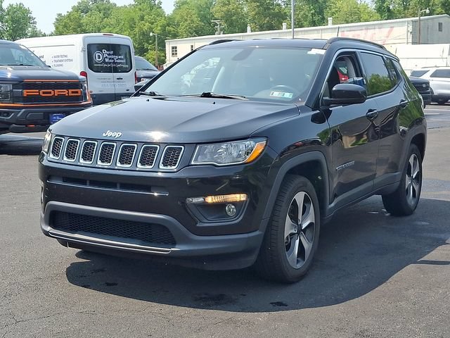 Used 2019 Jeep Compass Latitude w/ Popular Equipment Group AWD/4WD image 5