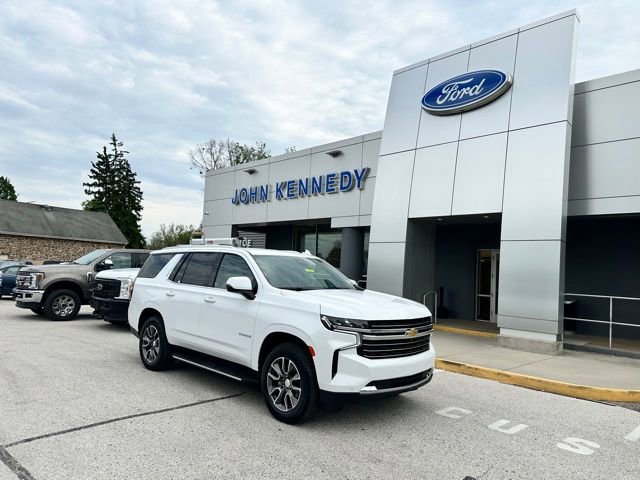 Used 2023 Chevrolet Tahoe LT w/ Luxury Package AWD/4WD image 30