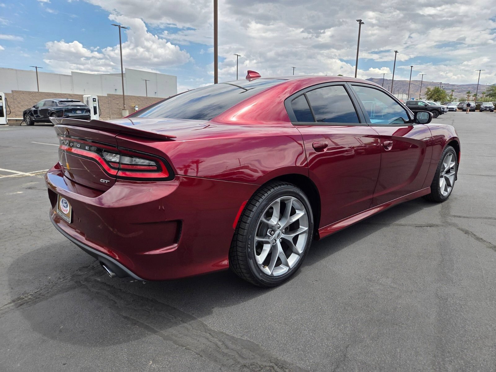 Used 2019 Dodge Charger GT RWD image 6
