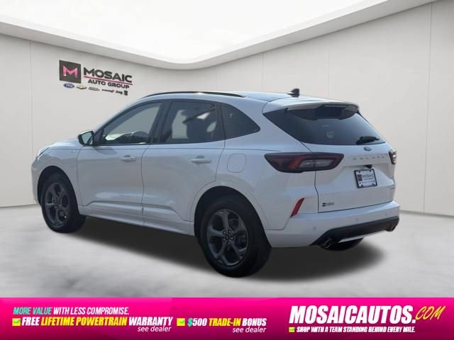 Certified 2024 Ford Escape ST-Line w/ Tech Pack #1 AWD/4WD image 5