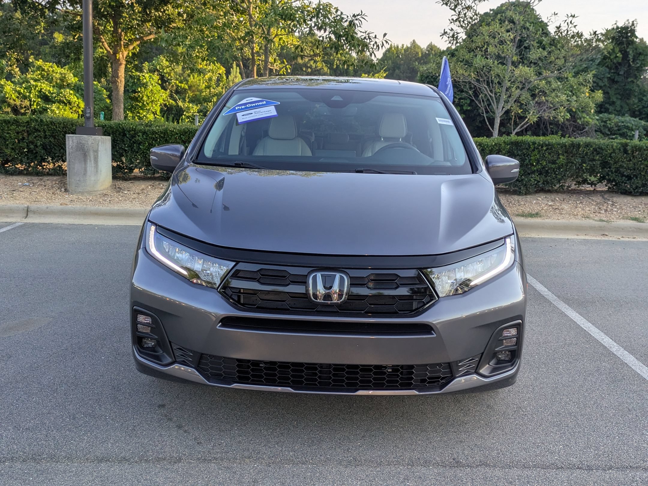 Used 2025 Honda Odyssey Touring image 8
