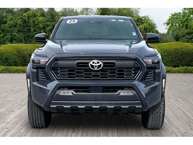 Used 2025 Toyota Tacoma TRD Off-Road AWD/4WD image 6