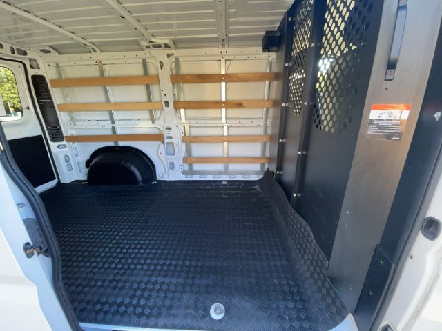 Used 2025 RAM ProMaster 2500 w/ U-Haul Equipment Group FWD image 28