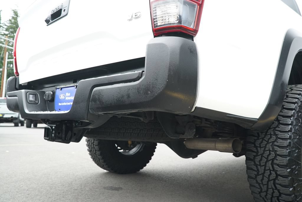 Used 2021 Toyota Tacoma TRD Off-Road AWD/4WD image 27