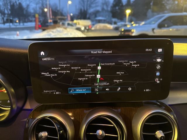 Used 2021 Mercedes-Benz GLC 300 4MATIC image 28