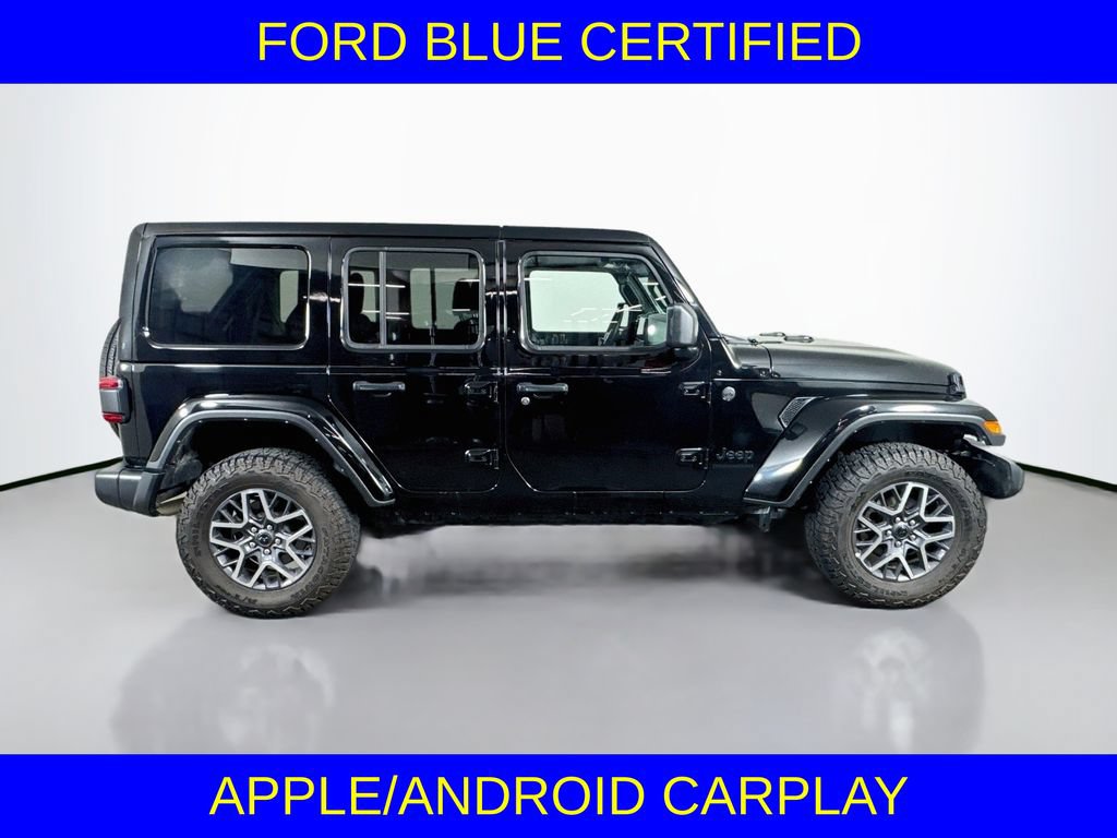 Used 2025 Jeep Wrangler Unlimited Sahara AWD/4WD image 6