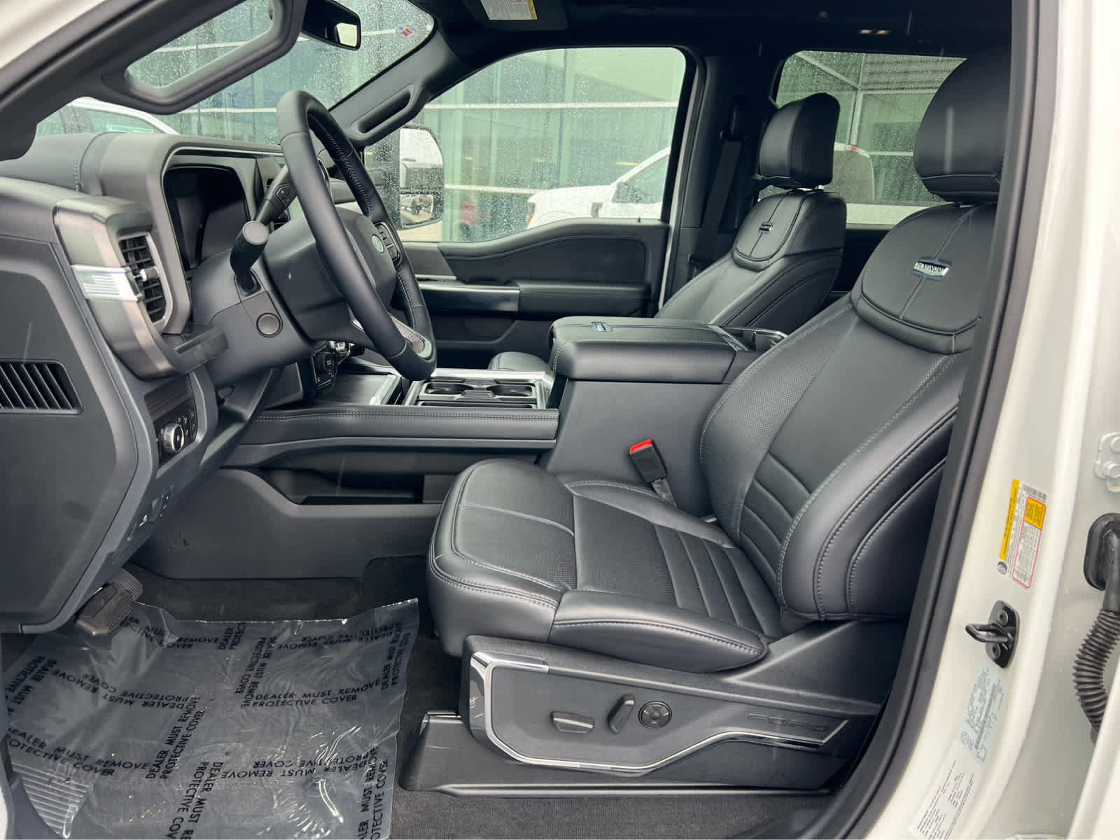 Certified 2025 Ford F350 Platinum AWD/4WD image 30