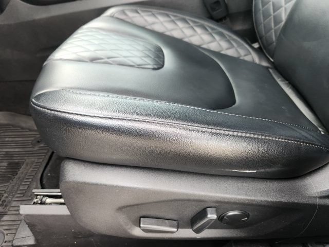 Certified 2023 Ford Edge Titanium AWD/4WD image 22