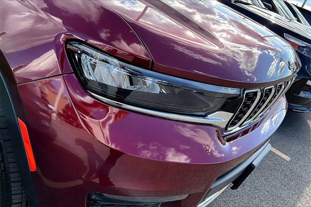 Used 2022 Jeep Grand Cherokee L Limited image 29