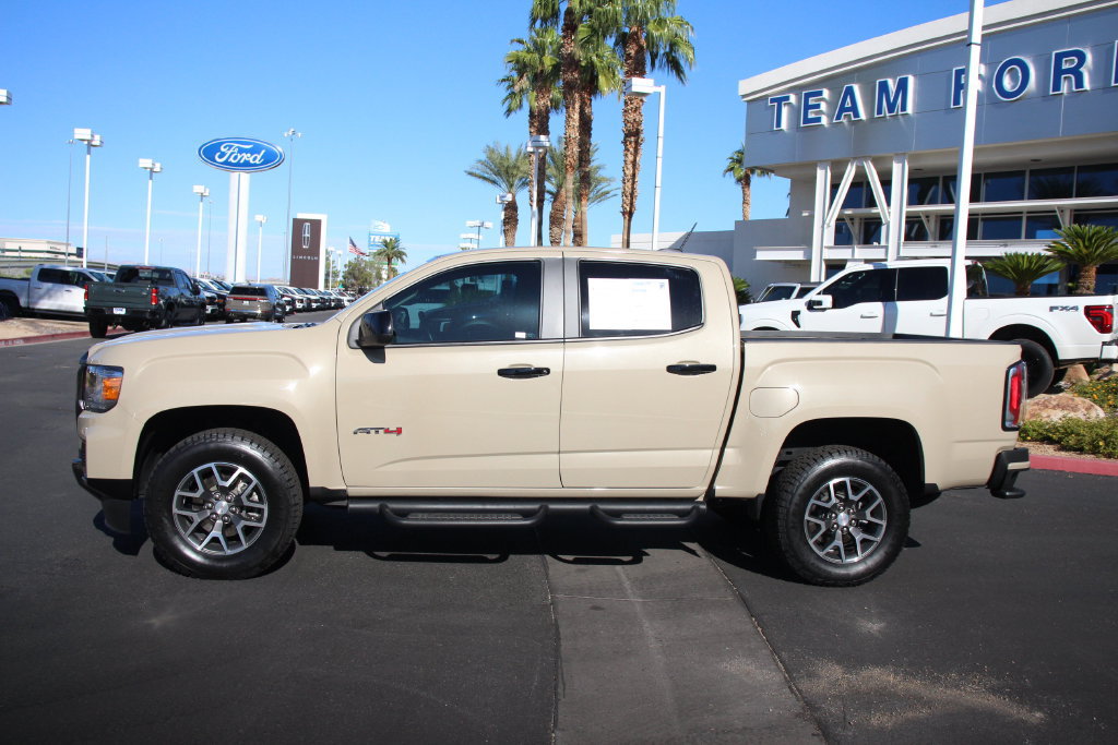Used 2022 GMC Canyon AT4 w/ Trailering Package AWD/4WD image 4