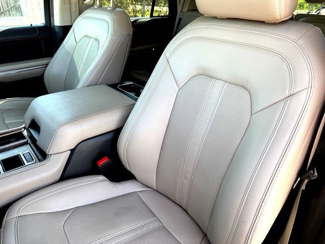 Certified 2023 Ford Expedition Limited image 10