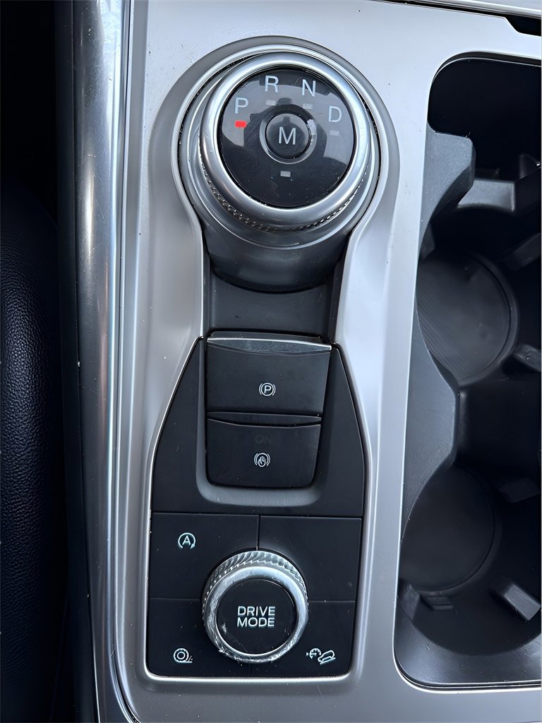 Certified 2020 Ford Explorer XLT w/ Equipment Group 202A image 10