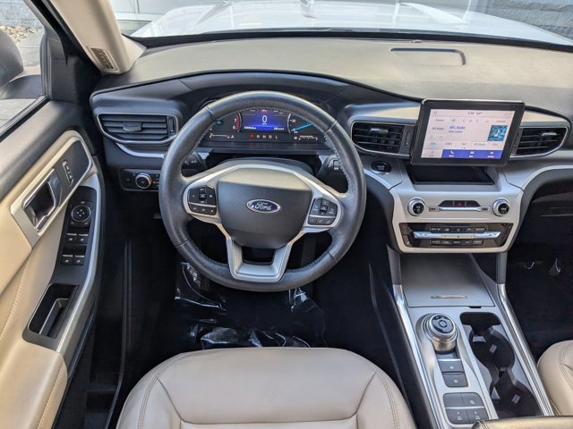 Certified 2022 Ford Explorer XLT w/ Equipment Group 202A image 32